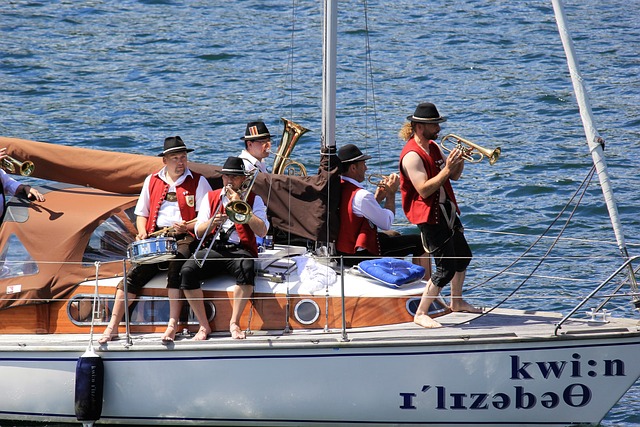 的表现无疑 的表现无疑